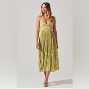 Astr Blythe Floral Pleated dress - Lime and Lavendar